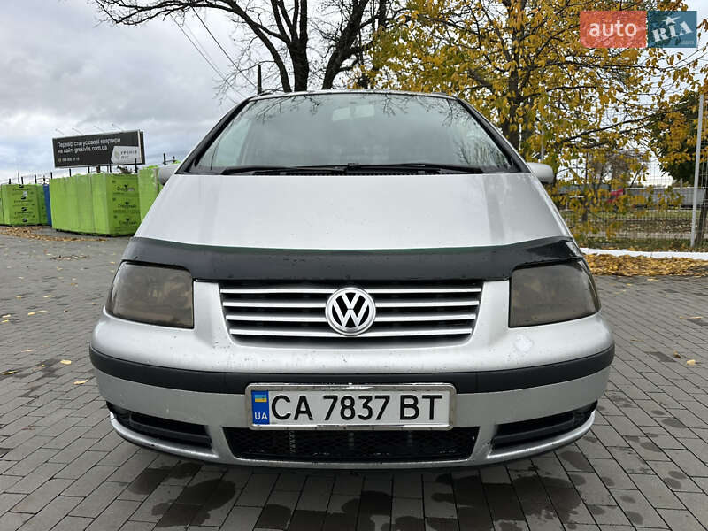 Минивэн Volkswagen Sharan 2003 в Умани