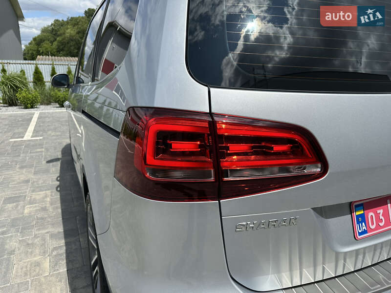 Минивэн Volkswagen Sharan 2017 в Луцке