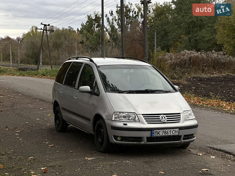 Мінівен Volkswagen Sharan 2001 в Рівному