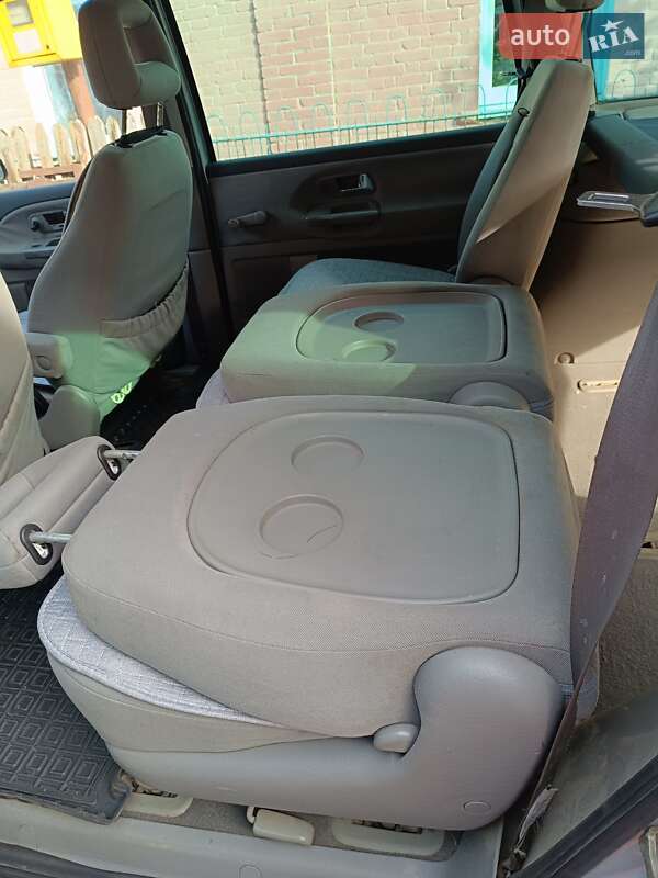 Минивэн Volkswagen Sharan 2002 в Кривом Роге