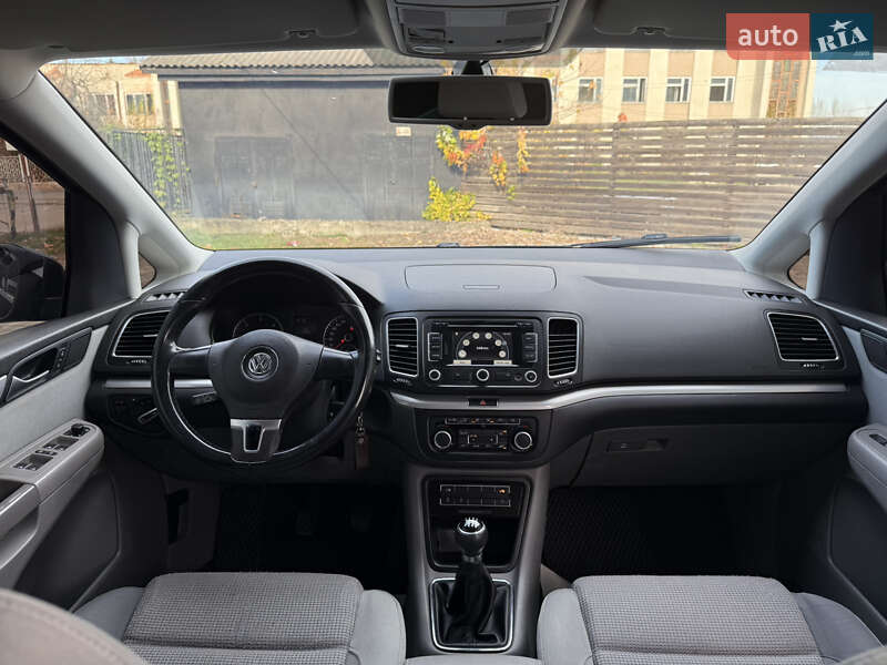 Минивэн Volkswagen Sharan 2010 в Тячеве фото 27 Минивэн Volkswagen Sharan 2010 в Тячеве