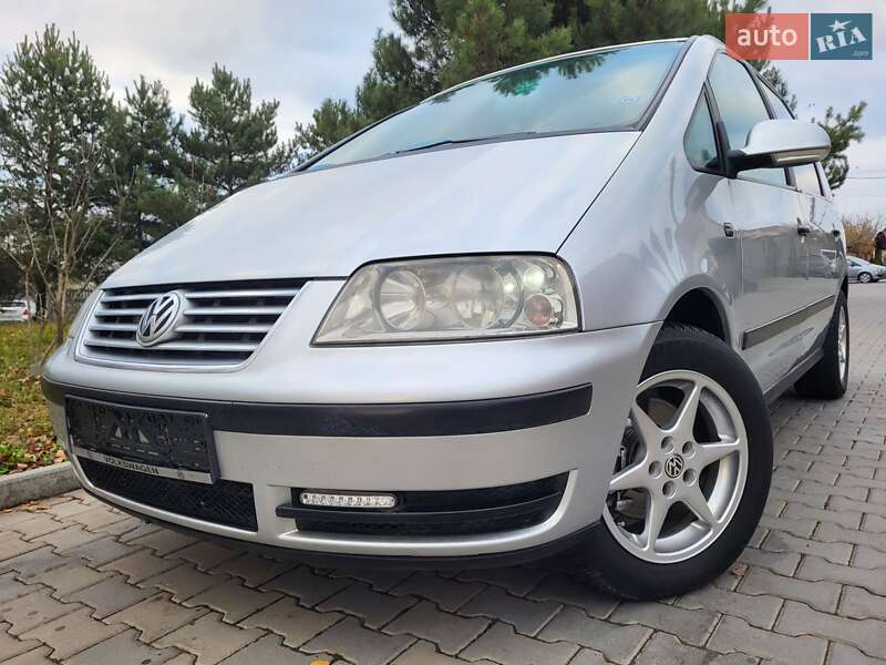 Мінівен Volkswagen Sharan 2004 в Хмельницькому