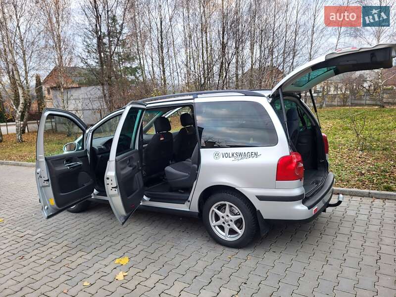 Мінівен Volkswagen Sharan 2004 в Хмельницькому