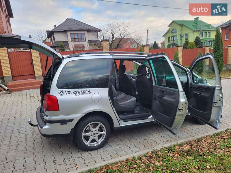 Мінівен Volkswagen Sharan 2004 в Хмельницькому