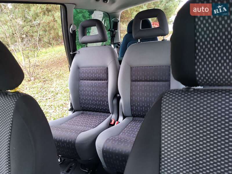 Мінівен Volkswagen Sharan 2004 в Хмельницькому