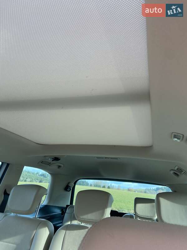 Минивэн Volkswagen Sharan 2012 в Хусте