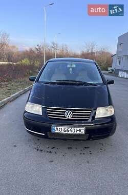 Минивэн Volkswagen Sharan 2000 в Берегово