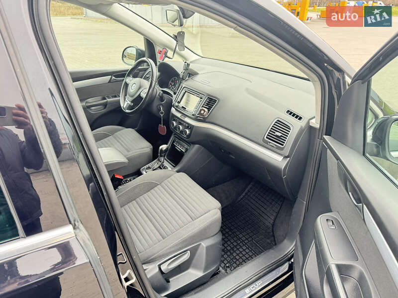 Минивэн Volkswagen Sharan 2015 в Горохове фото 38 Минивэн Volkswagen Sharan 2015 в Горохове
