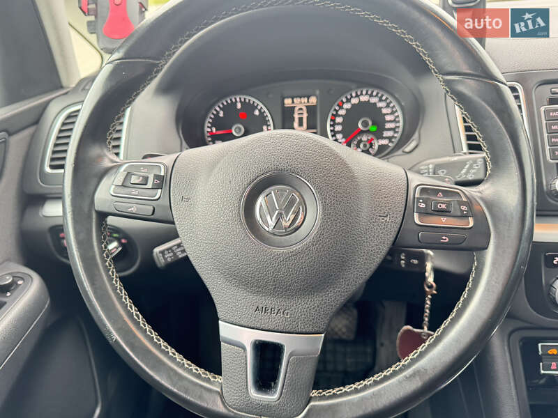 Минивэн Volkswagen Sharan 2015 в Горохове фото 39 Минивэн Volkswagen Sharan 2015 в Горохове