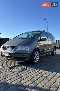 Минивэн Volkswagen Sharan 2005 в Мукачево