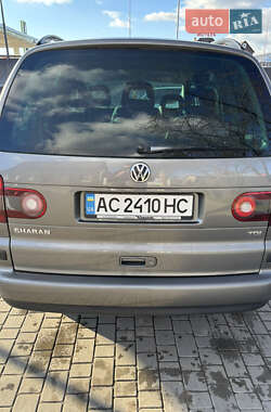 Минивэн Volkswagen Sharan 2009 в Рогатине