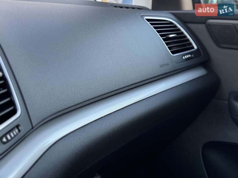 Минивэн Volkswagen Sharan 2015 в Сарнах