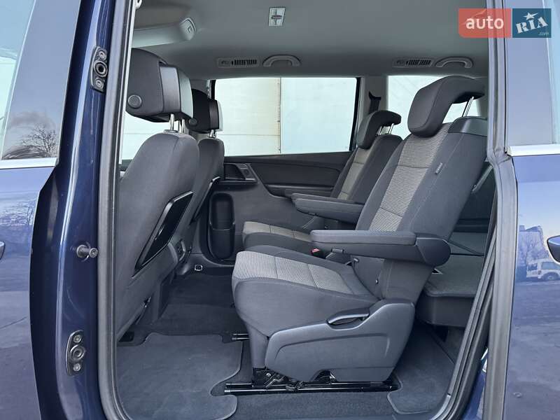 Минивэн Volkswagen Sharan 2015 в Сарнах