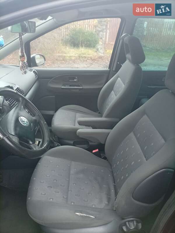 Минивэн Volkswagen Sharan 2004 в Смеле фото 7 Минивэн Volkswagen Sharan 2004 в Смеле