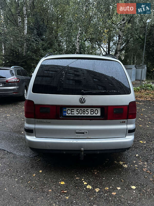 Мінівен Volkswagen Sharan 2001 в Чернівцях