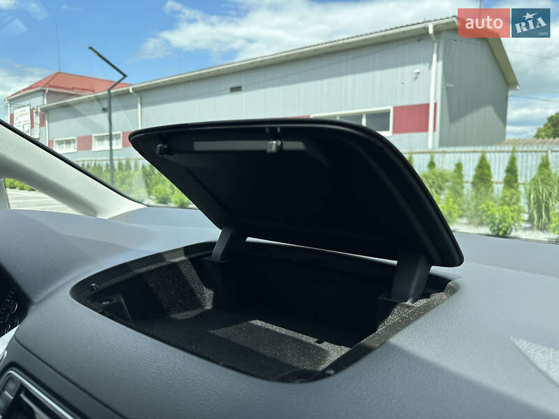 Минивэн Volkswagen Sharan 2017 в Луцке фото 44 Минивэн Volkswagen Sharan 2017 в Луцке