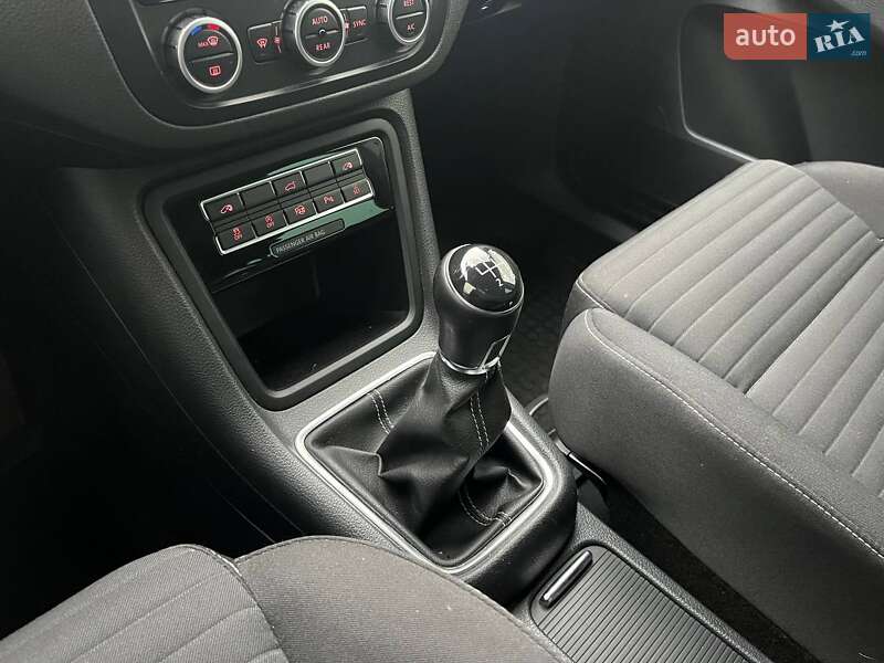 Минивэн Volkswagen Sharan 2014 в Киеве фото 21 Минивэн Volkswagen Sharan 2014 в Киеве