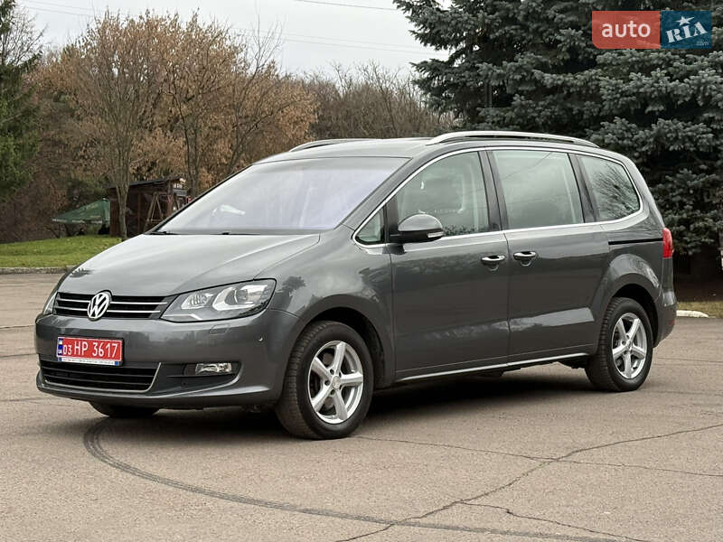 Минивэн Volkswagen Sharan 2012 в Ровно