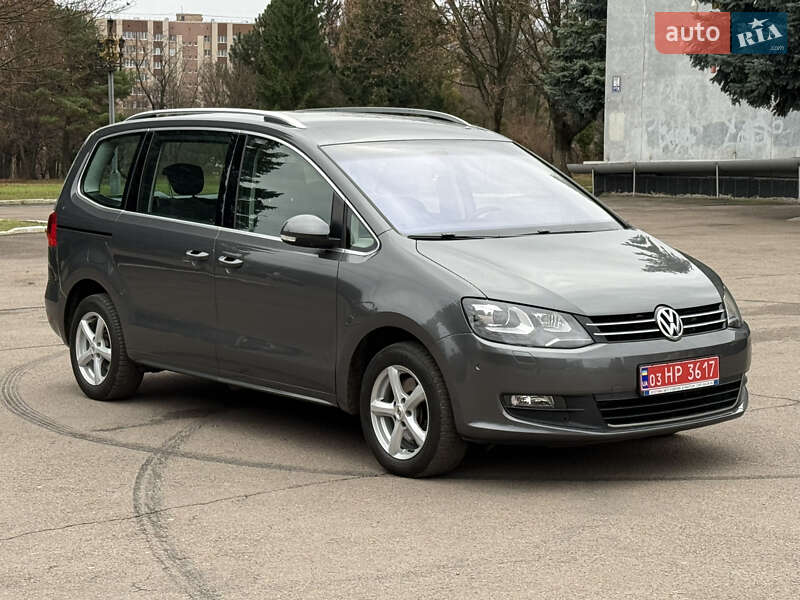 Минивэн Volkswagen Sharan 2012 в Ровно