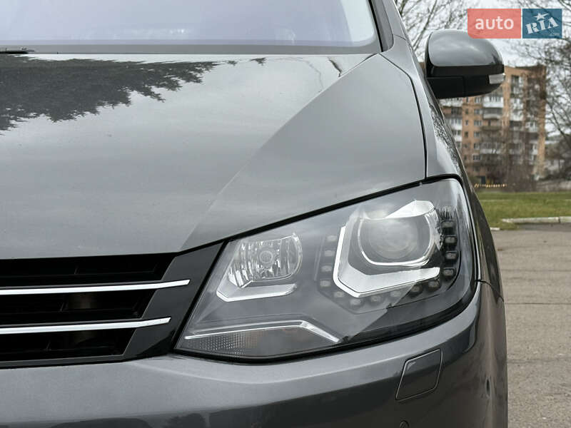 Минивэн Volkswagen Sharan 2012 в Ровно