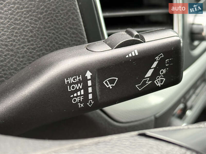 Минивэн Volkswagen Sharan 2012 в Ровно