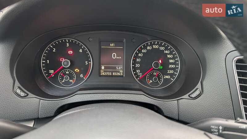 Минивэн Volkswagen Sharan 2014 в Львове фото 6 Минивэн Volkswagen Sharan 2014 в Львове