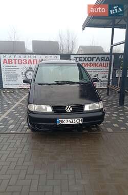 Минивэн Volkswagen Sharan 1998 в Шепетовке