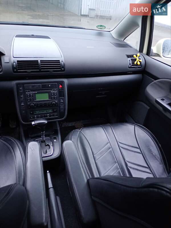 Мінівен Volkswagen Sharan 2007 в Теофіполі