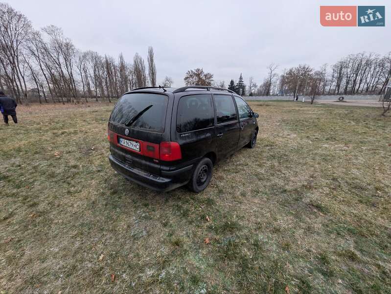 Минивэн Volkswagen Sharan 2003 в Барышевке фото 7 Минивэн Volkswagen Sharan 2003 в Барышевке