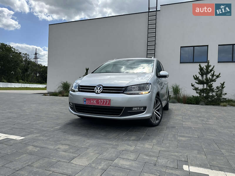 Минивэн Volkswagen Sharan 2017 в Луцке