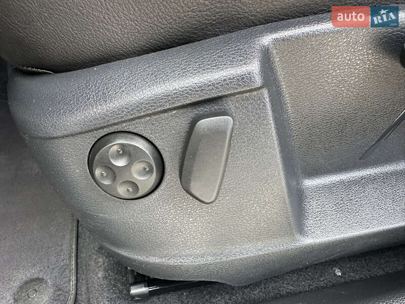 Минивэн Volkswagen Sharan 2017 в Луцке