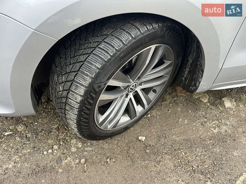 Минивэн Volkswagen Sharan 2017 в Луцке