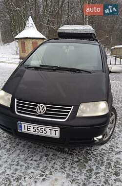Мінівен Volkswagen Sharan 2002 в Чернівцях