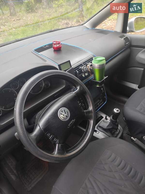 Volkswagen Sharan 2004