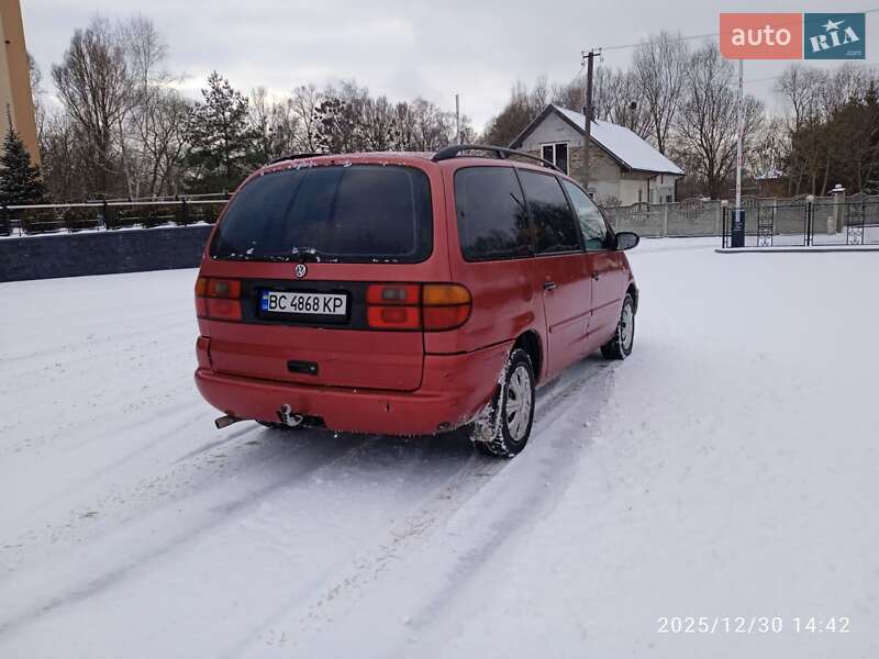 Минивэн Volkswagen Sharan 1996 в Львове