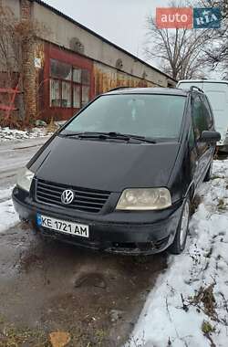 Минивэн Volkswagen Sharan 2000 в Запорожье