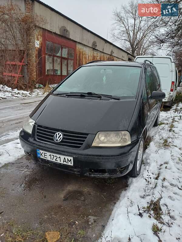 Мінівен Volkswagen Sharan 2000 в Запоріжжі