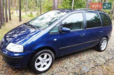 Минивэн Volkswagen Sharan 2002 в Горенке