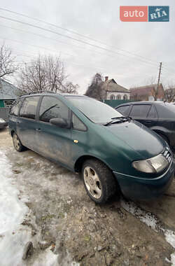Минивэн Volkswagen Sharan 1997 в Ахтырке