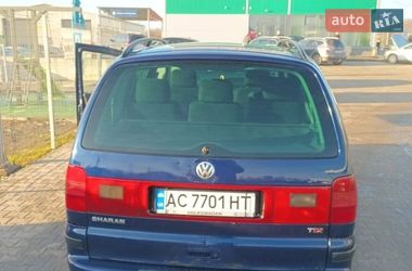 Минивэн Volkswagen Sharan 2001 в Нововолынске