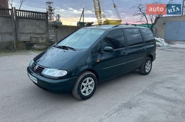 Минивэн Volkswagen Sharan 1999 в Измаиле