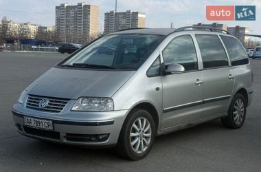 Минивэн Volkswagen Sharan 2007 в Киеве