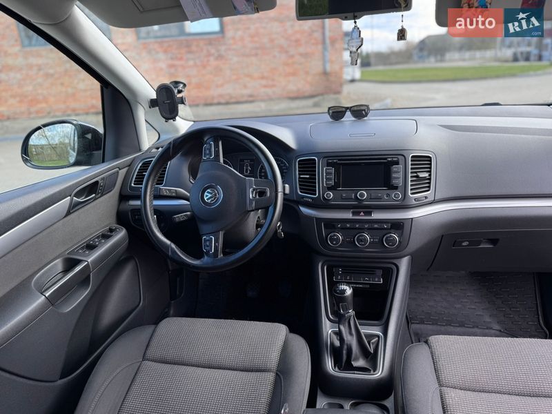 Минивэн Volkswagen Sharan 2013 в Ковеле