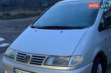 Мінівен Volkswagen Sharan 1997 в Жовкві