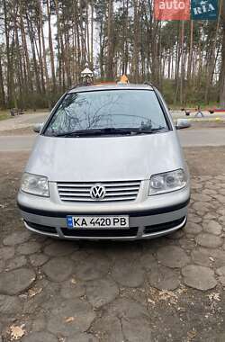 Мінівен Volkswagen Sharan 2000 в Бучі