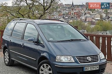 Мінівен Volkswagen Sharan 2004 в Чорткові