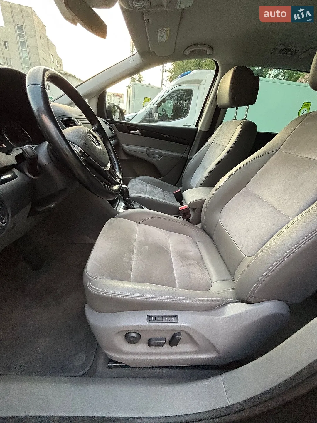 2017 Volkswagen Sharan - мініатюра 28