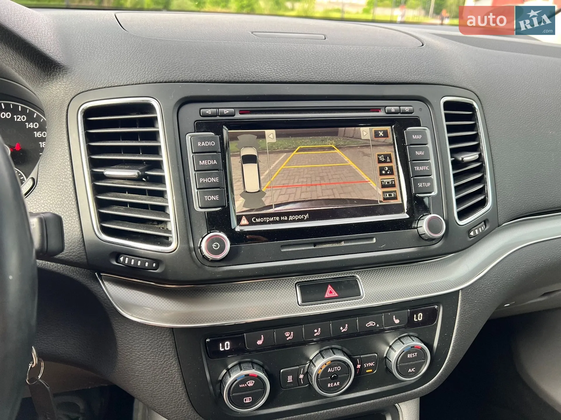 2012 Volkswagen Sharan - мініатюра 12