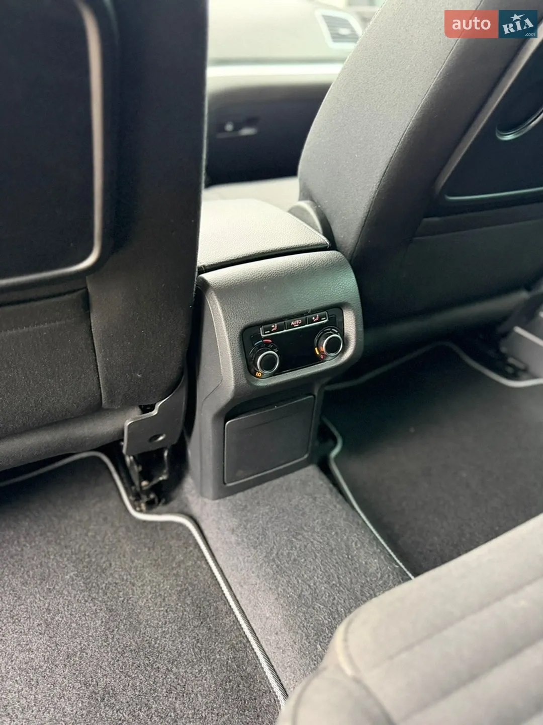 2015 Volkswagen Sharan - мініатюра 24