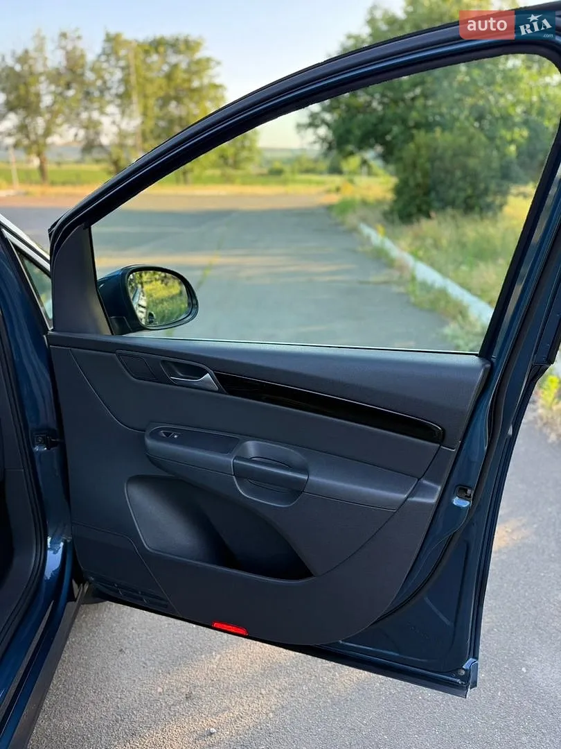 2015 Volkswagen Sharan - мініатюра 17